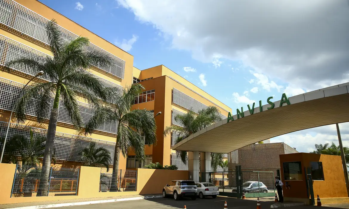 Avanços da CAR-T no Brasil ampliam acesso, segurança e inovação em tratamentos oncológicos, com apoio estratégico de centros e profissionais especializados.