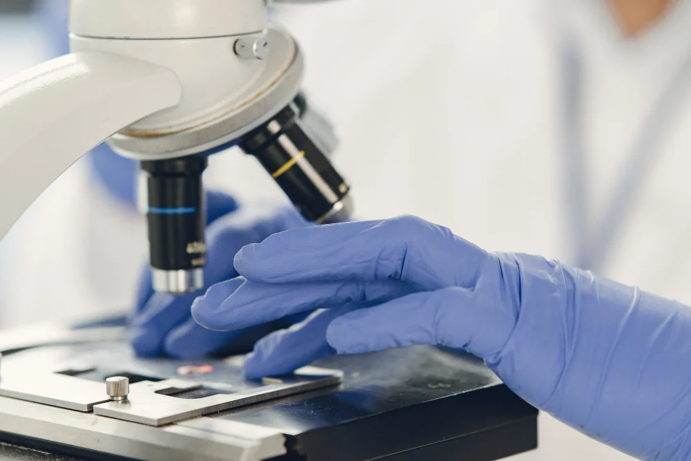 Novo ensaio clínico de CAR-T cell nos EUA e Reino Unido testa imunoterapia em tumores sólidos pediátricos. Saiba como funciona o estudo NexTGen.